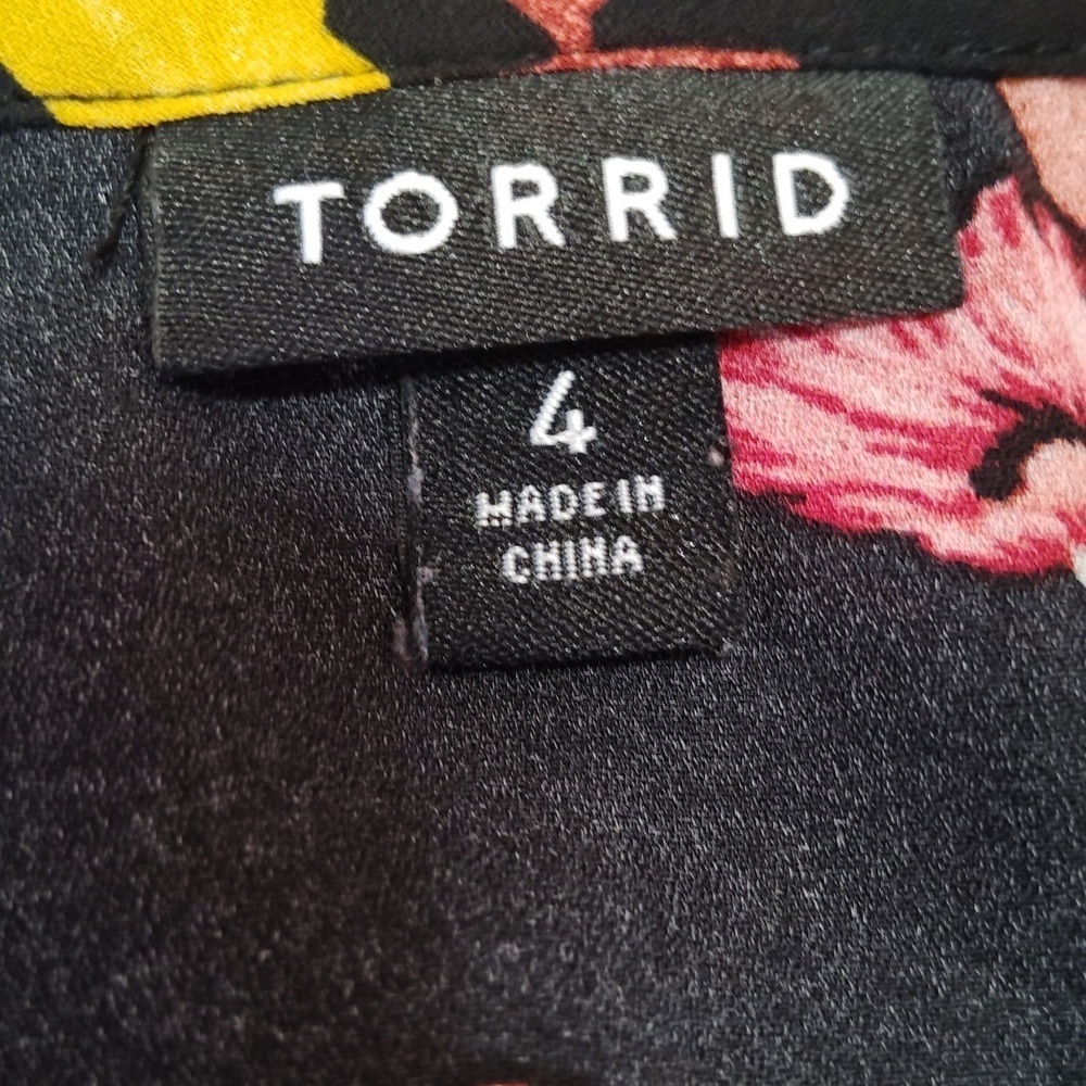 Torrid Floral Georgette Top Size 4 - Picture 3 of 4